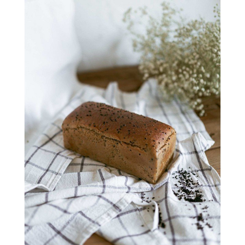 CHLEB ŻYTNI NA ZAKWASIE ŻYTNIM BIO Z NASIONAMI CZARNUSZKI BIO – 1 kg - AGA BAGIETKA